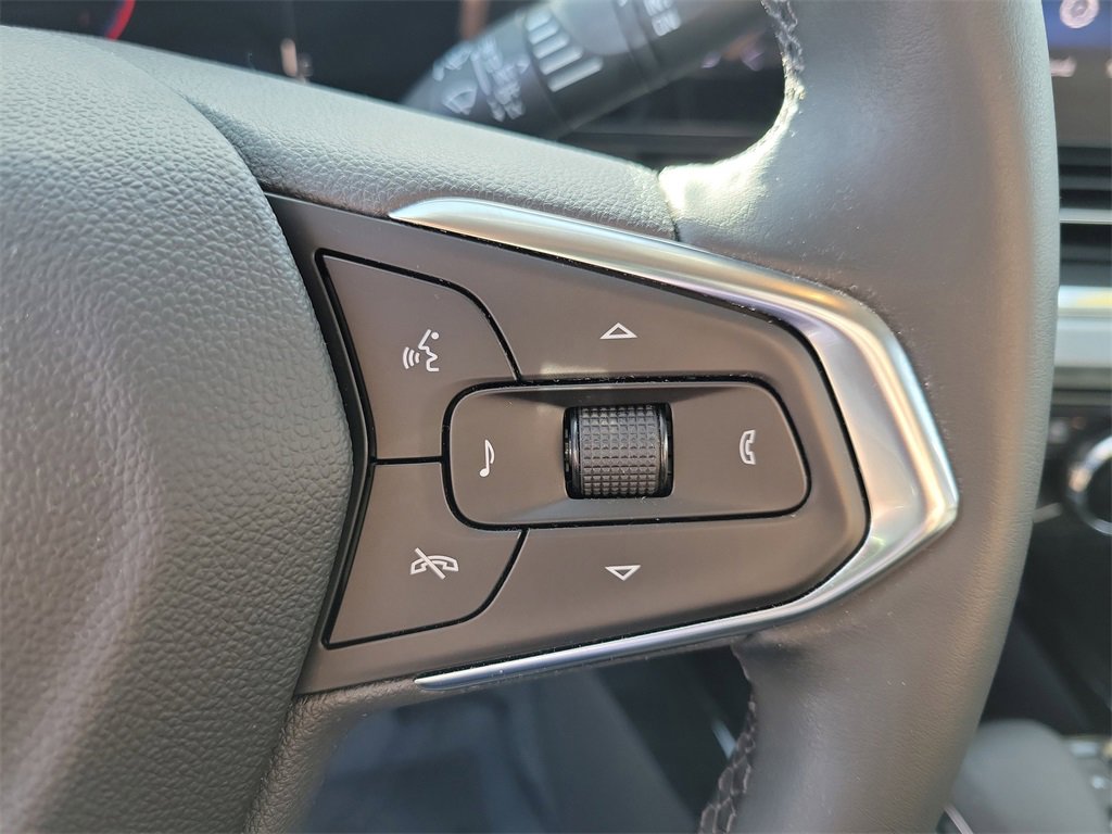 Used 2024 Chevrolet Trax LT w/ Driver Confidence Package image 22