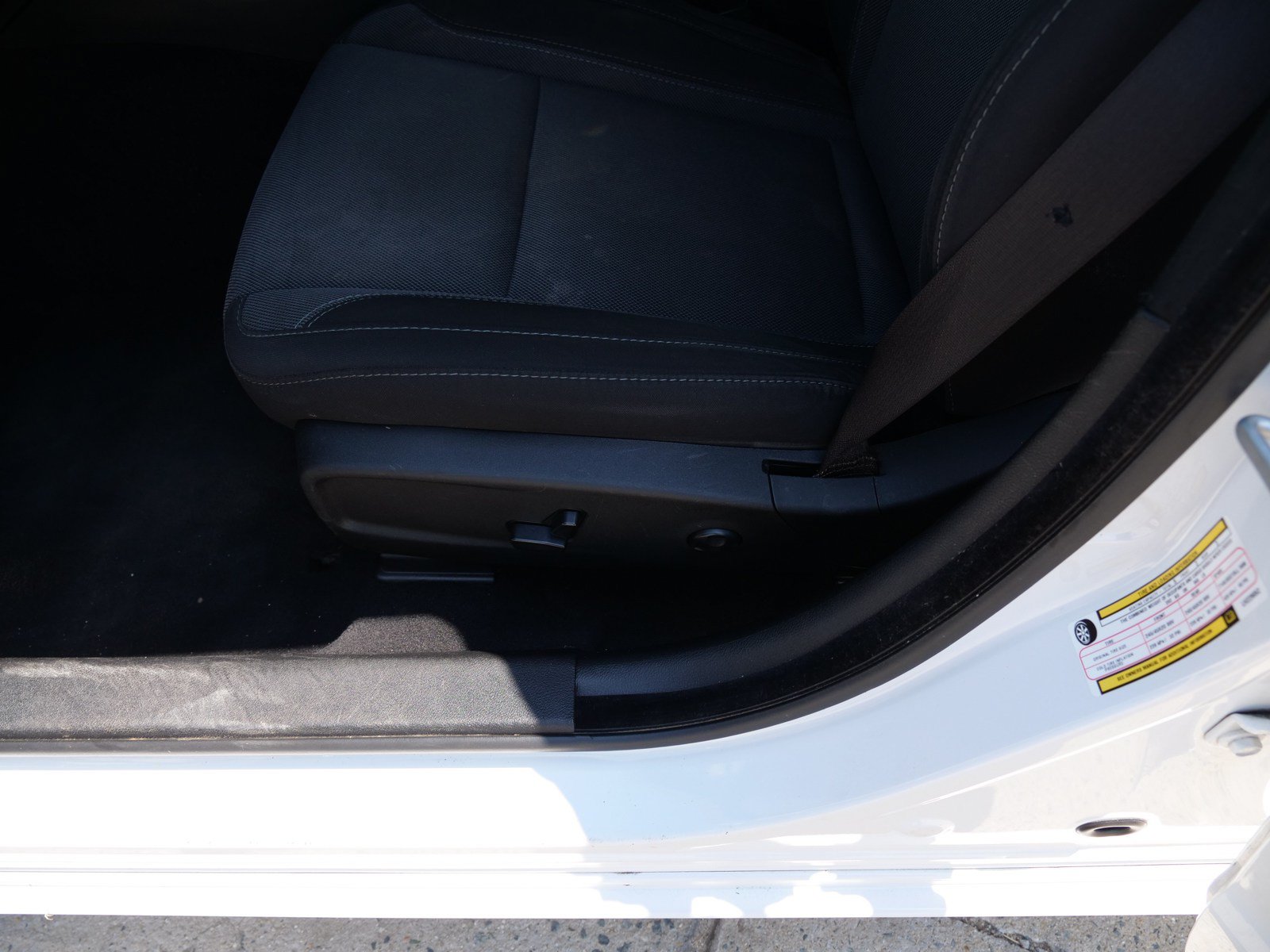 Used 2020 Dodge Charger SXT w/ Blacktop Package RWD image 15