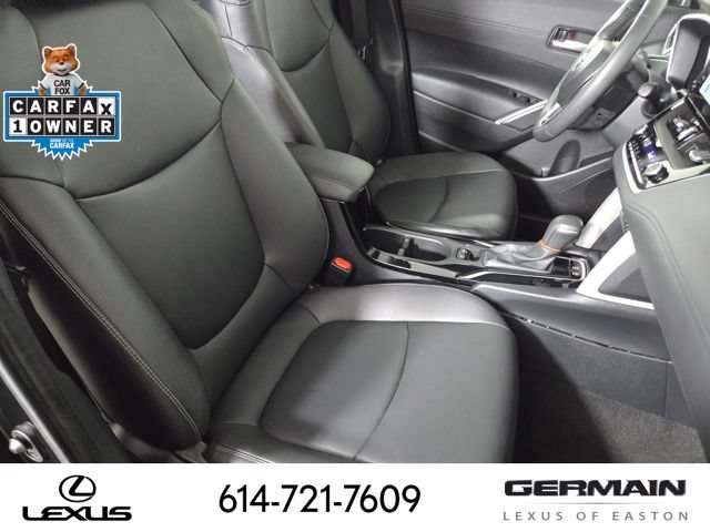 Used 2024 Toyota Corolla Cross XLE w/ Convenience Package AWD/4WD image 28