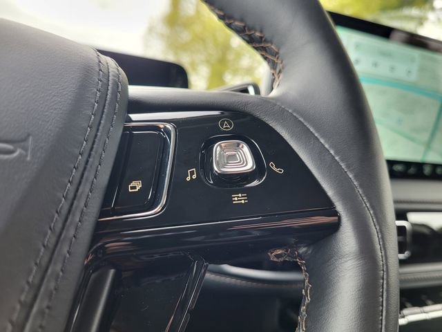New 2025 Lincoln Aviator Reserve w/ Equipment Group 201A image 17