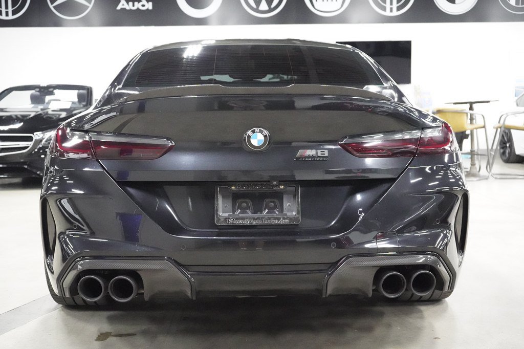Used 2022 BMW M8 Gran Coupe xDrive Competition w/ M Carbon Exterior Package AWD/4WD image 4