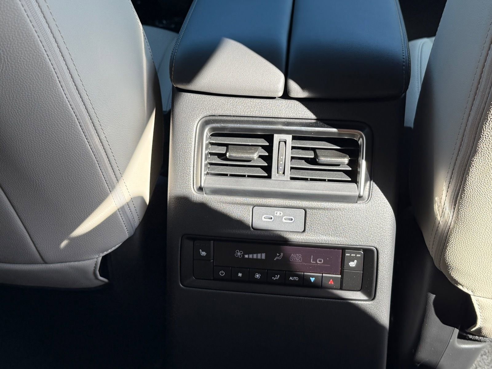 New 2026 MAZDA CX-90 3.3 Turbo w/ Preferred Package image 13