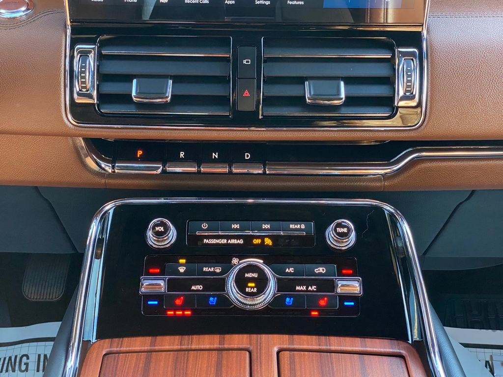 Used 2024 Lincoln Navigator L Reserve w/ Monochromatic Package image 27