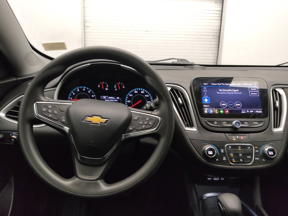 Used 2025 Chevrolet Malibu LT FWD image 22