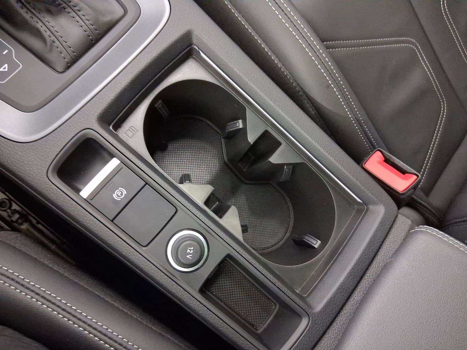 Certified 2025 Audi Q3 2.0T Premium w/ Convenience Package image 25