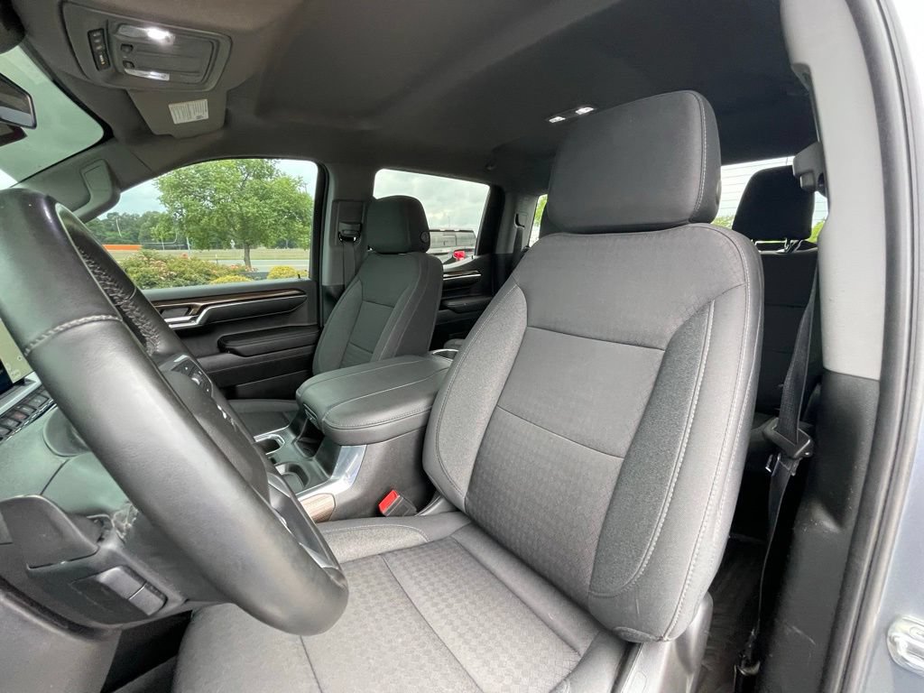 Used 2023 Chevrolet Silverado 1500 RST AWD/4WD image 21