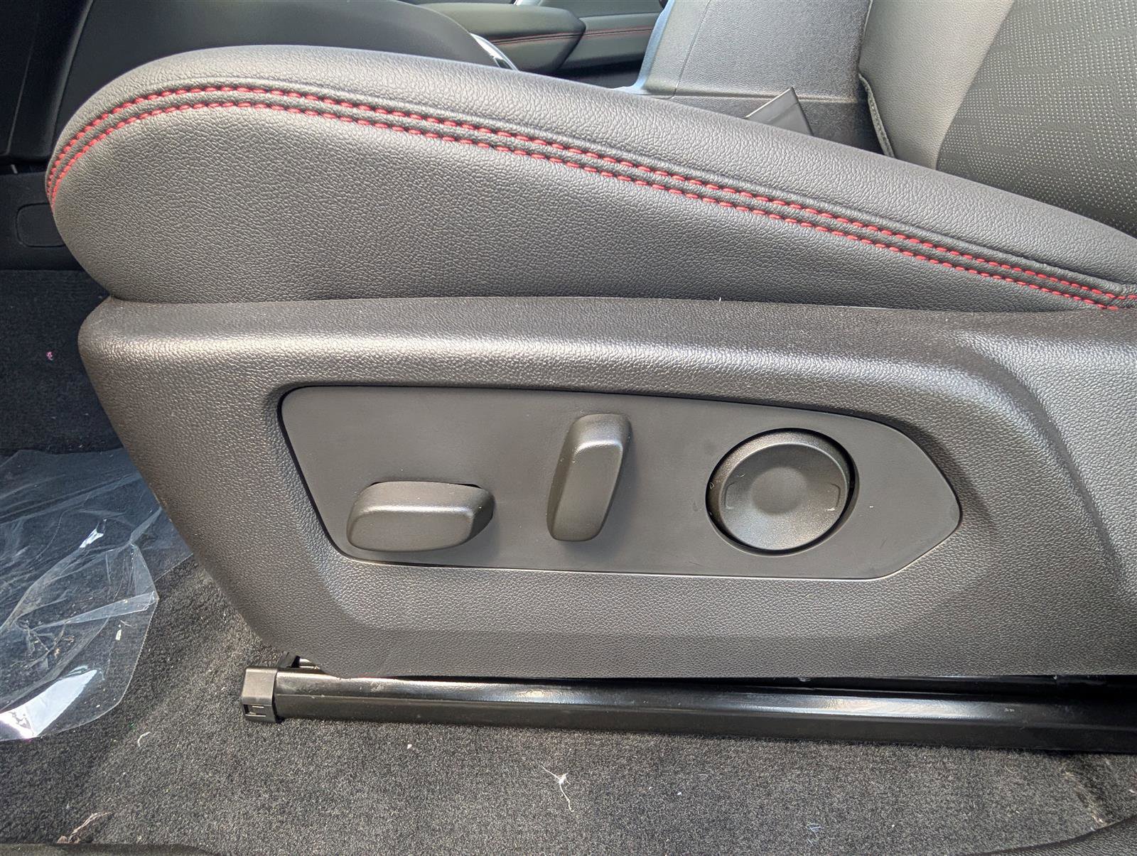 New 2025 Chevrolet Colorado Z71 w/ Z71 Convenience Package 2 image 16