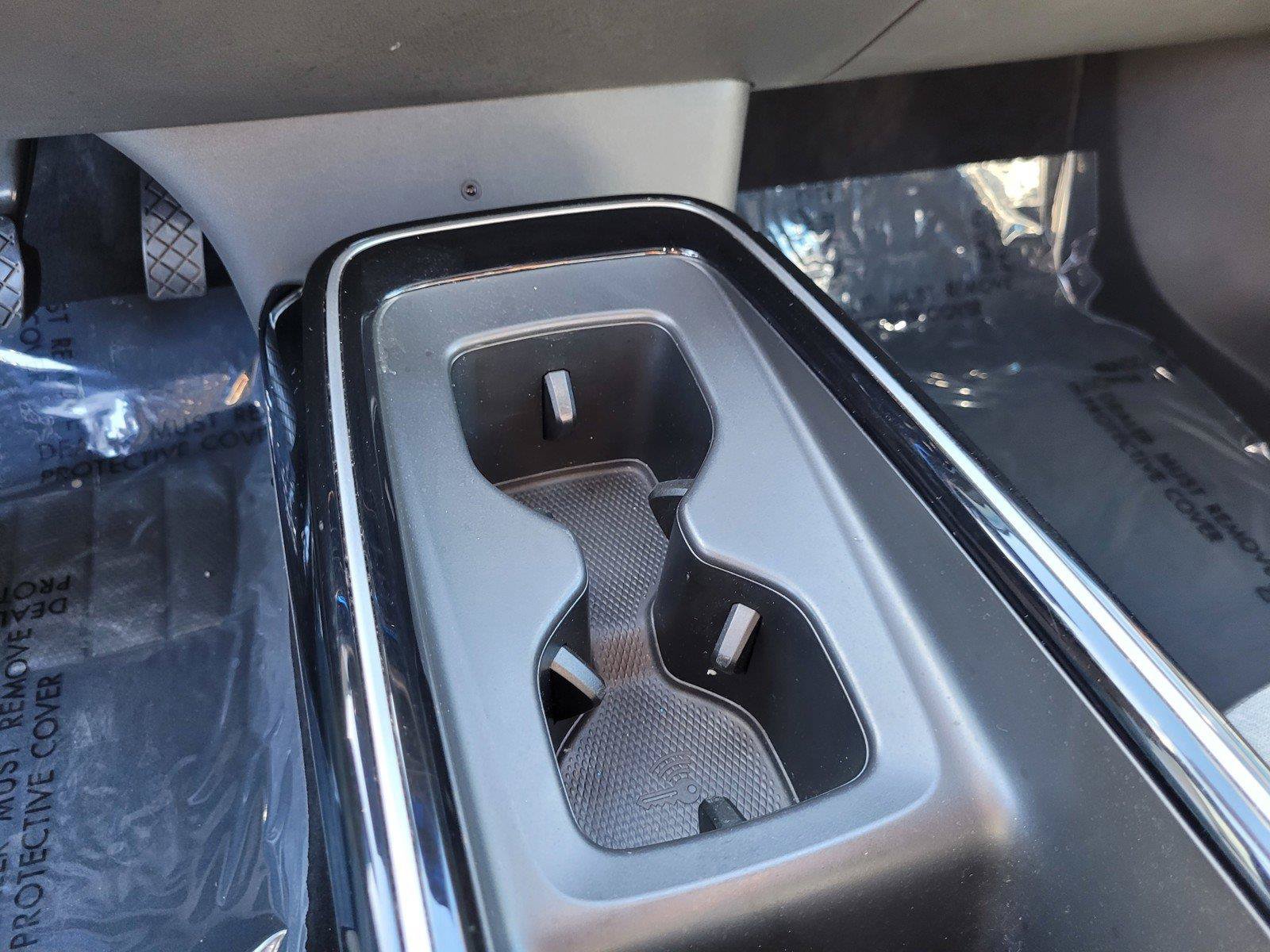 Certified 2023 Volkswagen ID.4 Pro AWD/4WD image 25