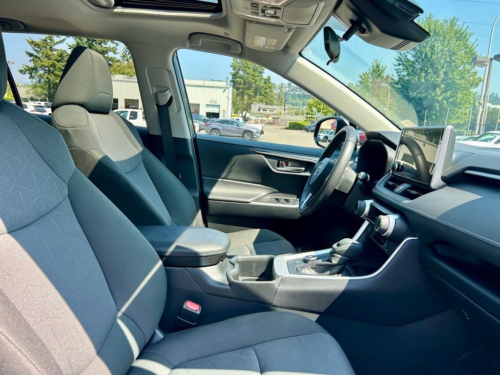 Certified 2025 Toyota RAV4 XLE w/ Convenience Package AWD/4WD image 16