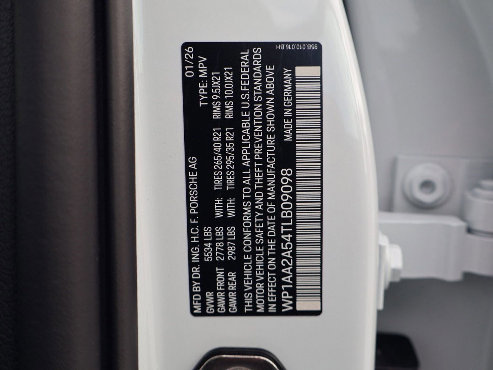 New 2026 Porsche Macan Turbo image 29