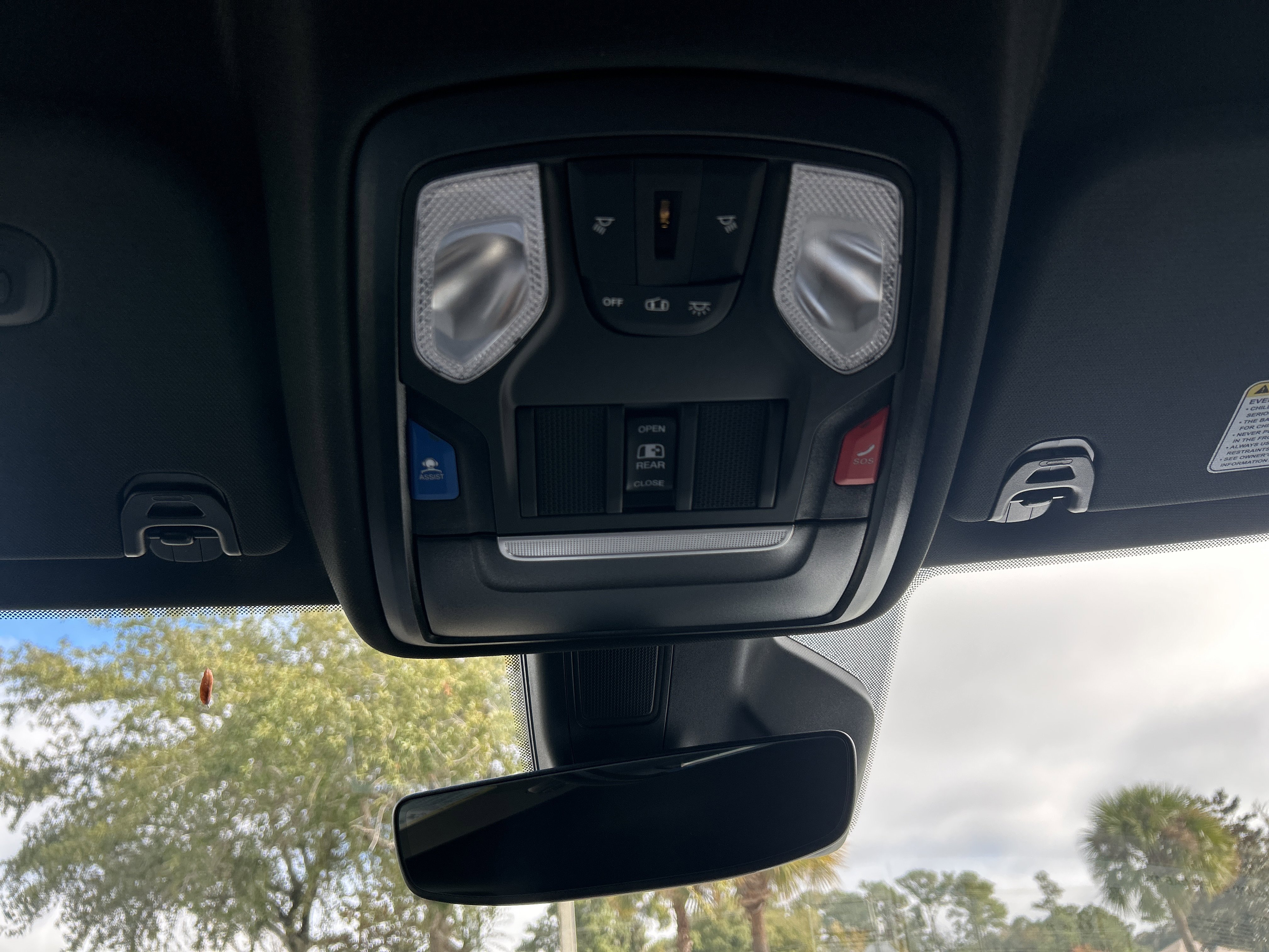 New 2026 RAM 1500 4x4 Crew Cab image 31