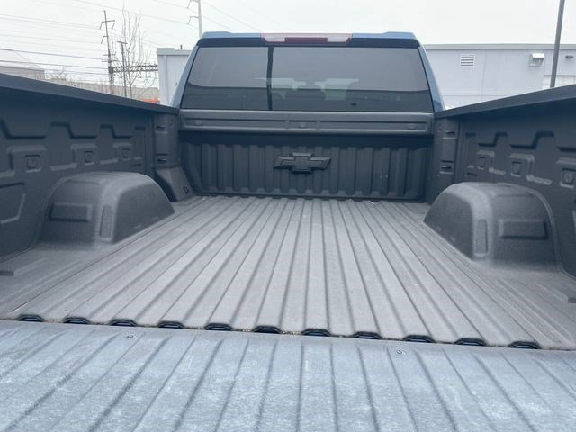 Used 2020 Chevrolet Silverado 1500 Custom w/ Custom Value Package AWD/4WD image 21