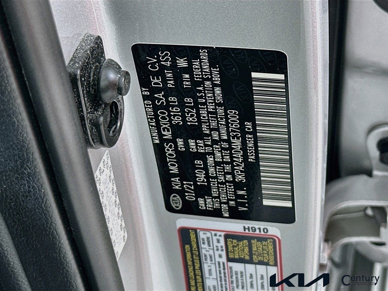 Certified 2021 Kia Rio S w/ Technology Package FWD image 29