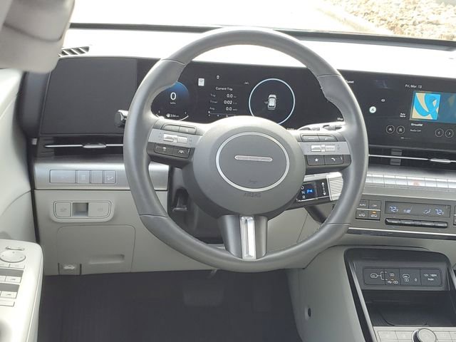 Used 2025 Hyundai Kona Limited image 11