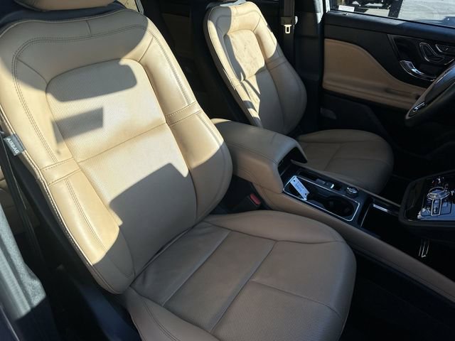 Used 2021 Lincoln Corsair Reserve w/ Equipment Group 201A image 27
