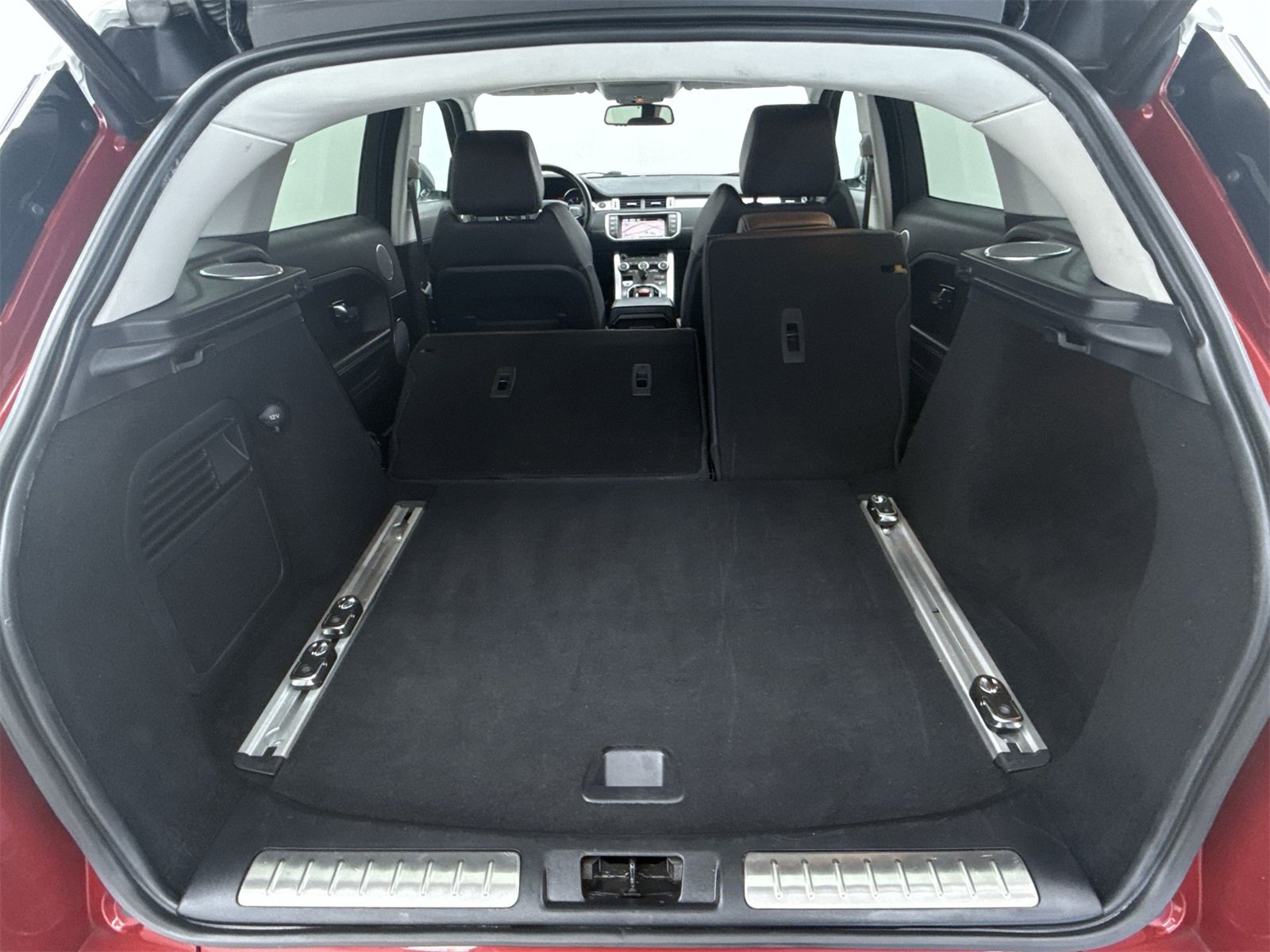 Used 2015 Land Rover Range Rover Evoque Dynamic image 31