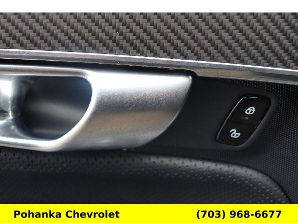 Used 2020 Volvo XC90 T6 R-Design w/ Protection Package Premier image 22