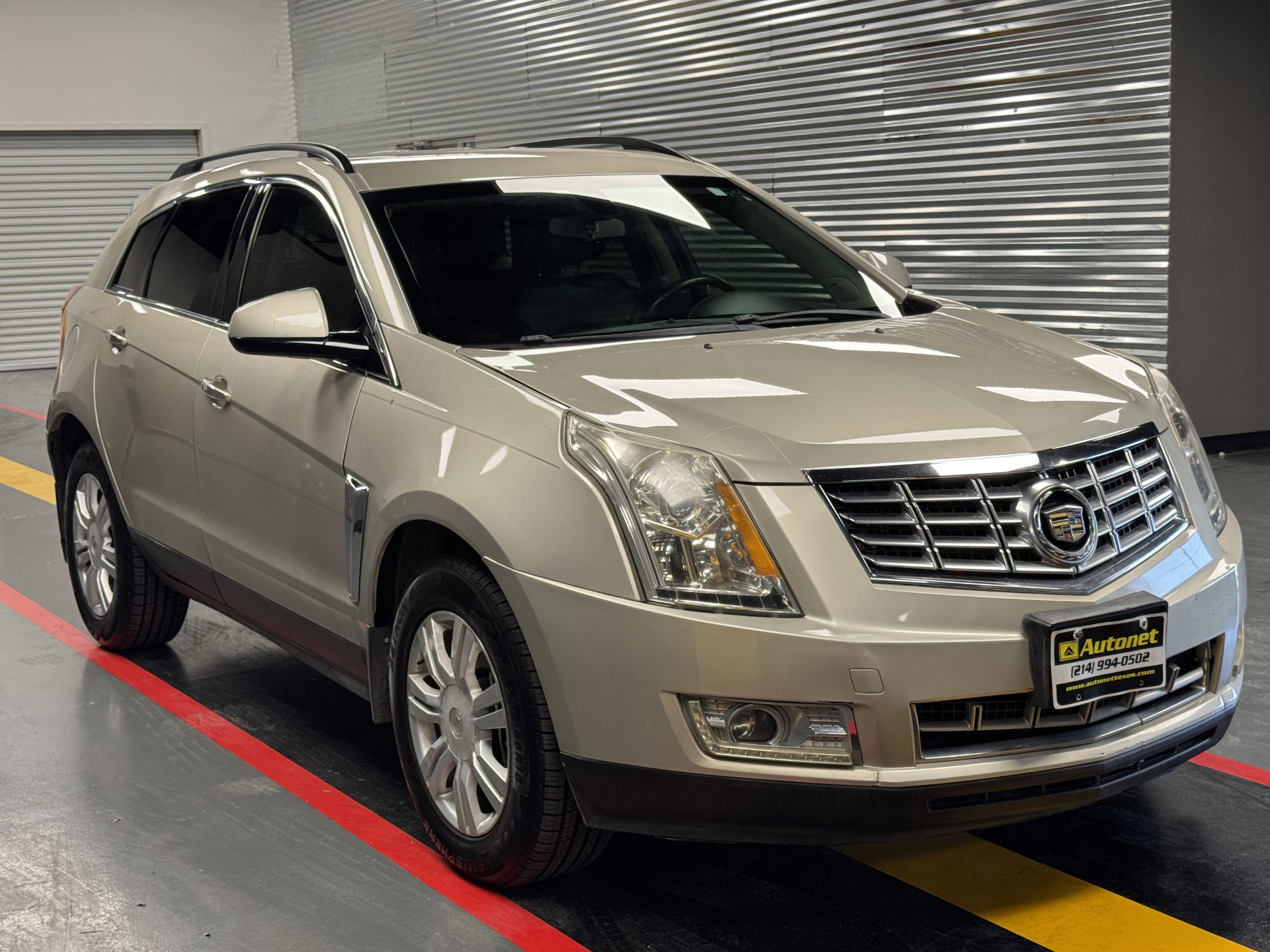 Used 2015 Cadillac SRX FWD image 7