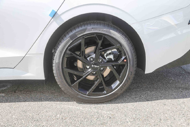 New 2026 Kia K5 GT-Line w/ GT-Line Premium Package FWD image 18