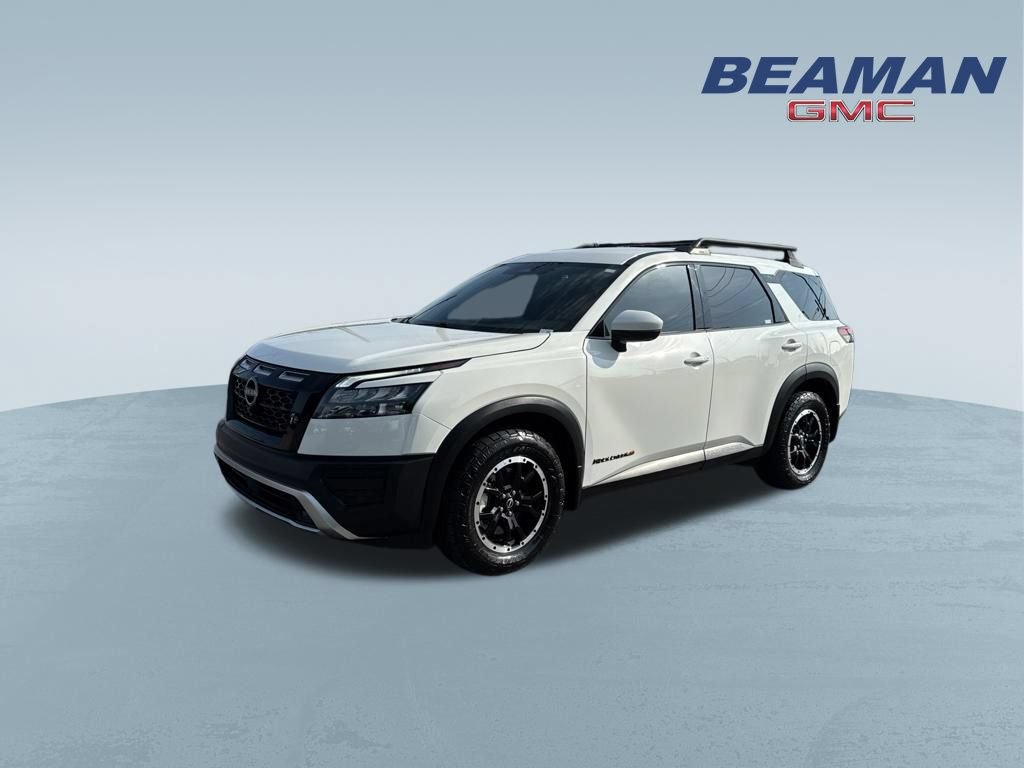 Used 2025 Nissan Pathfinder Rock Creek AWD/4WD image 3
