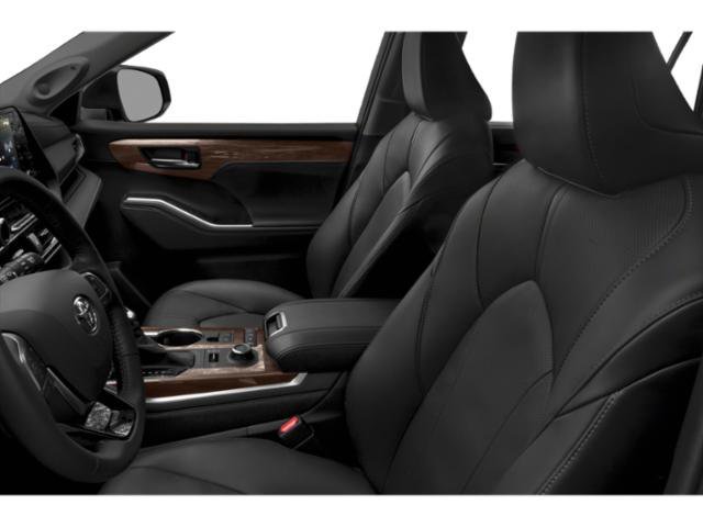 Used 2022 Toyota Highlander Limited AWD/4WD image 9