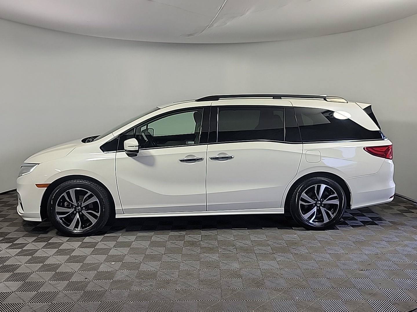 Certified 2019 Honda Odyssey Elite image 11