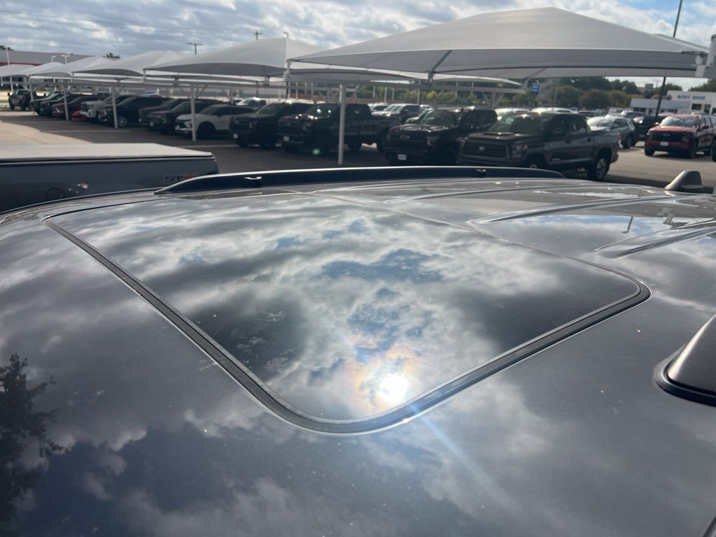 Used 2023 Jeep Grand Cherokee Altitude RWD image 6