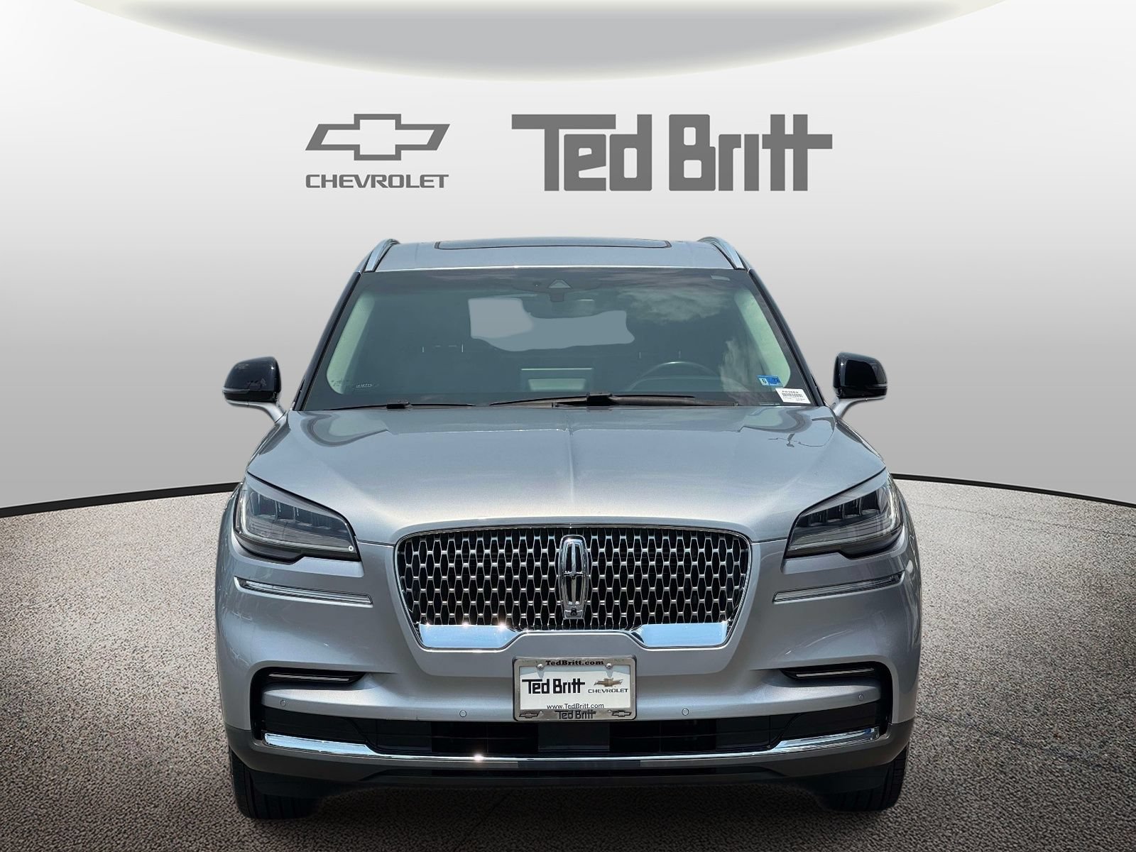 Used 2022 Lincoln Aviator Reserve w/ Elements Package Plus AWD/4WD image 2