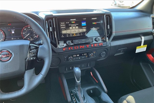 New 2026 Nissan Frontier Pro-X w/ Pro-X Convenience Package image 4