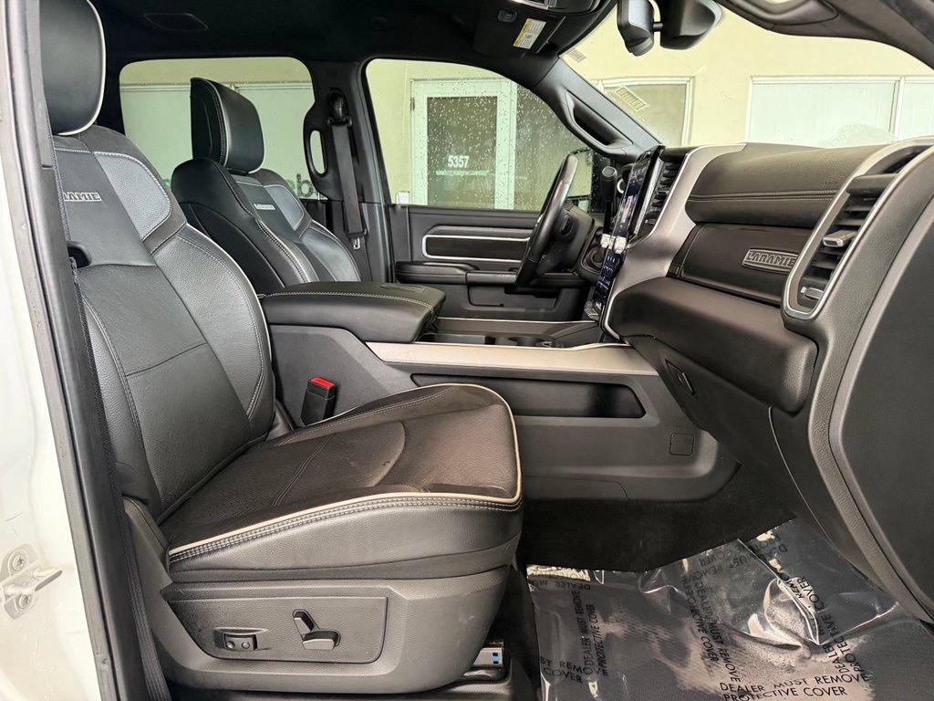 Used 2024 RAM 3500 Laramie w/ Night Edition AWD/4WD image 27