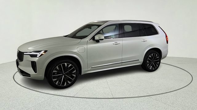 New 2026 Volvo XC90 T8 Plus w/ Protection Package AWD/4WD image 3