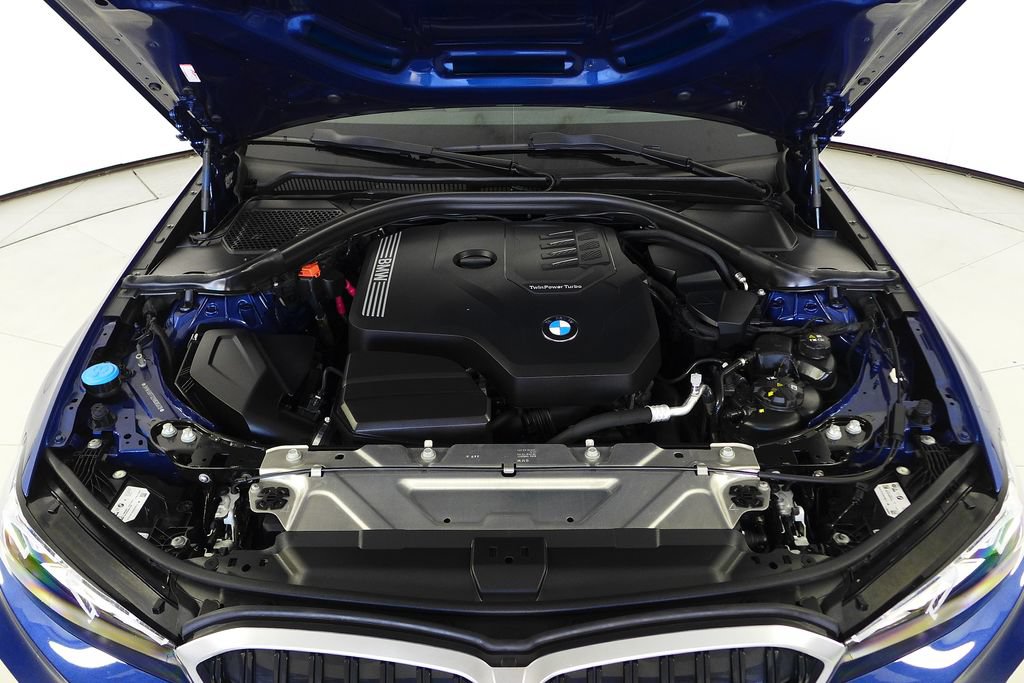 Certified 2024 BMW 330i Sedan w/ Premium Package RWD image 6