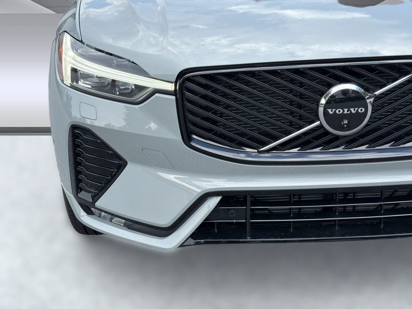 New 2026 Volvo XC60 B5 Plus w/ Climate Package AWD/4WD image 29