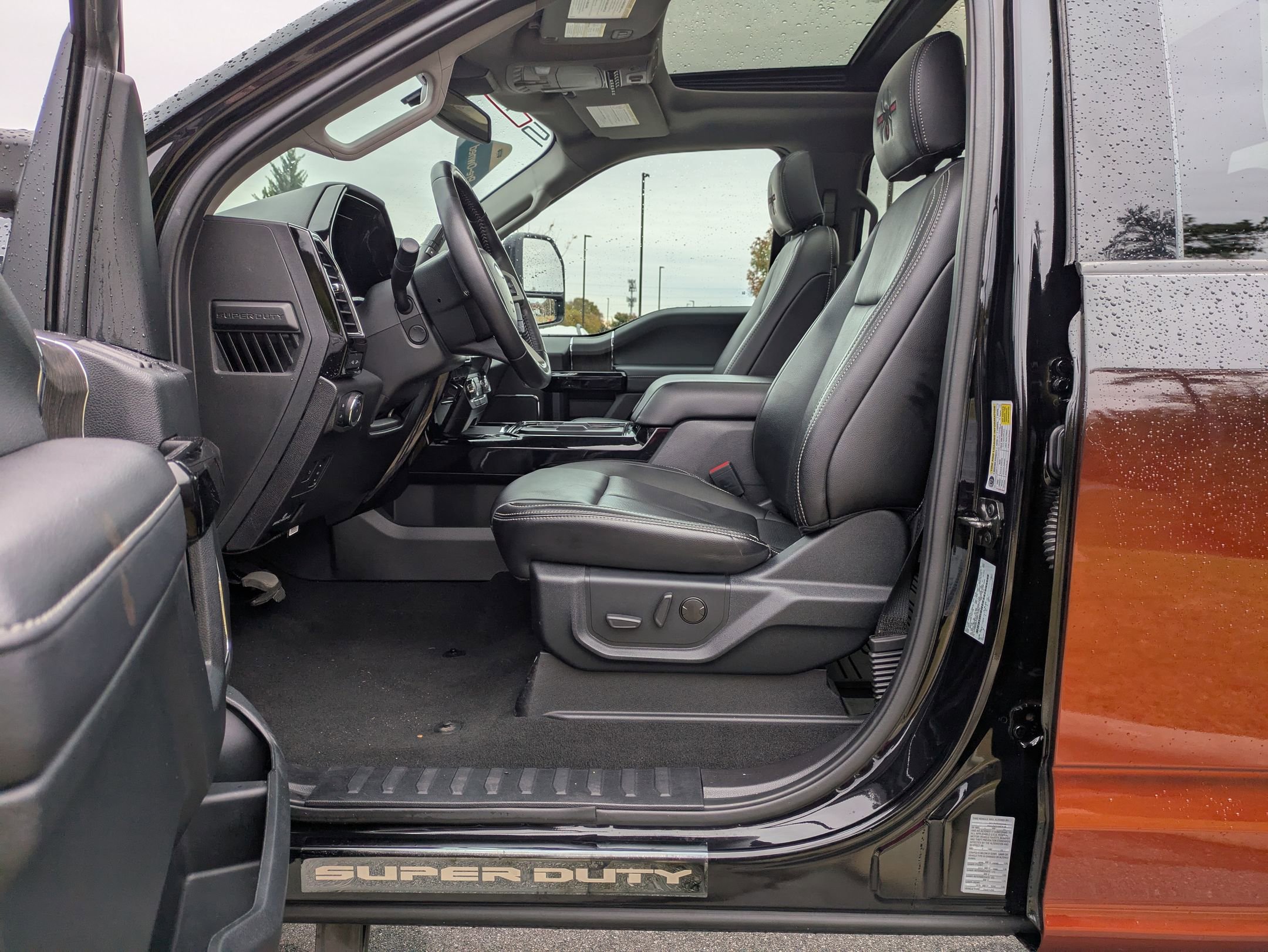 Used 2021 Ford F250 Lariat image 13