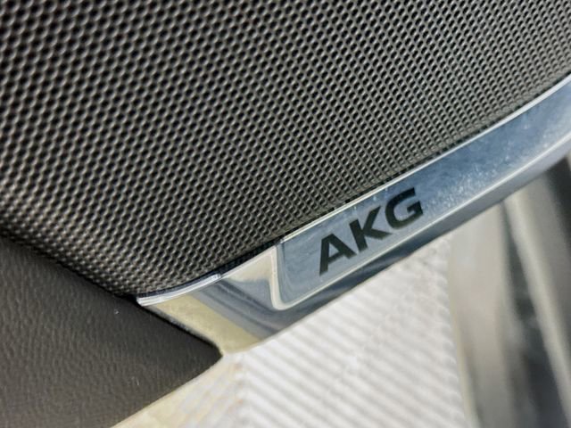 Used 2023 Cadillac Escalade ESV Sport image 21