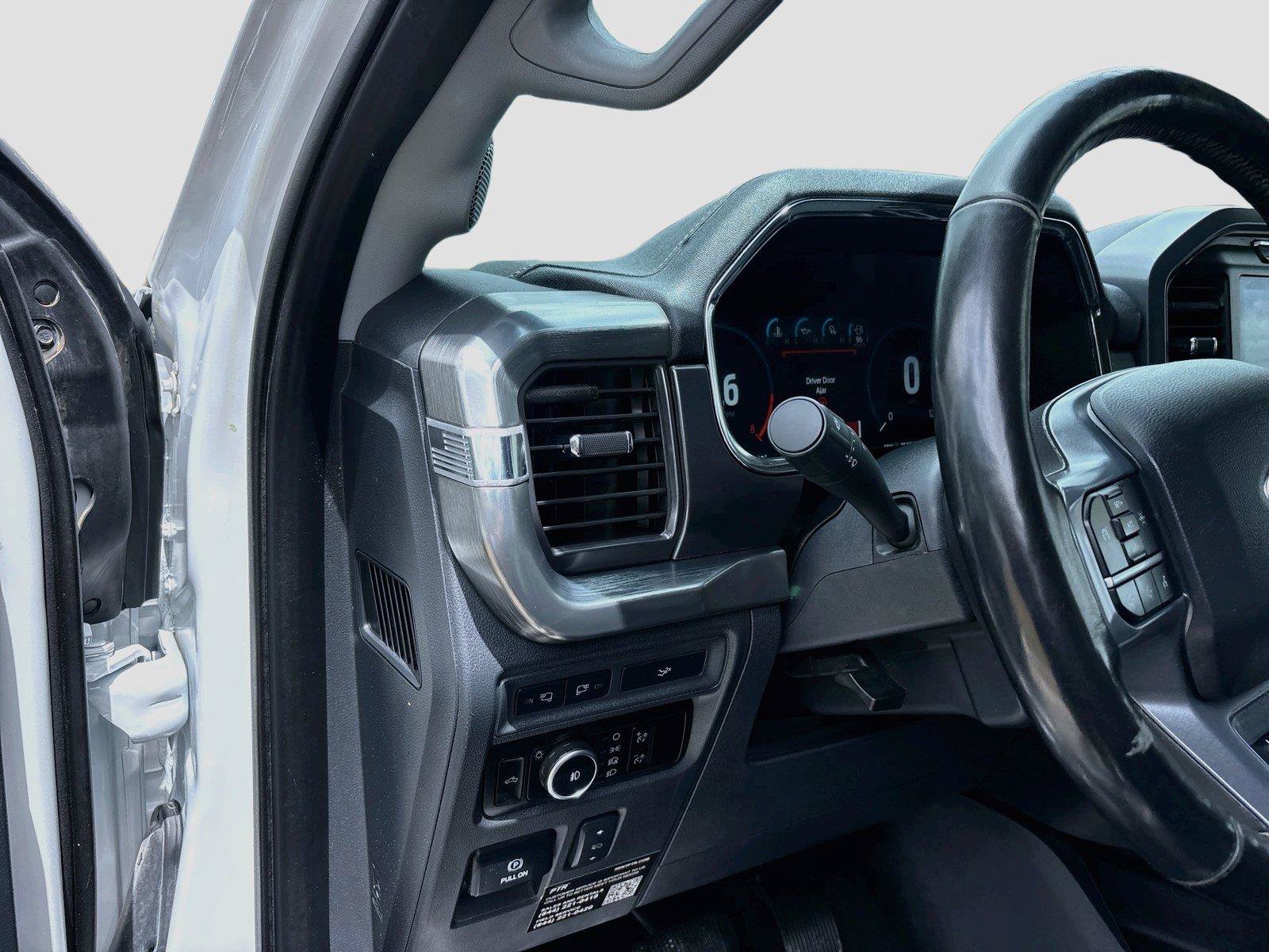 Used 2023 Ford F150 Lariat w/ FX4 Off-Road Package AWD/4WD image 31