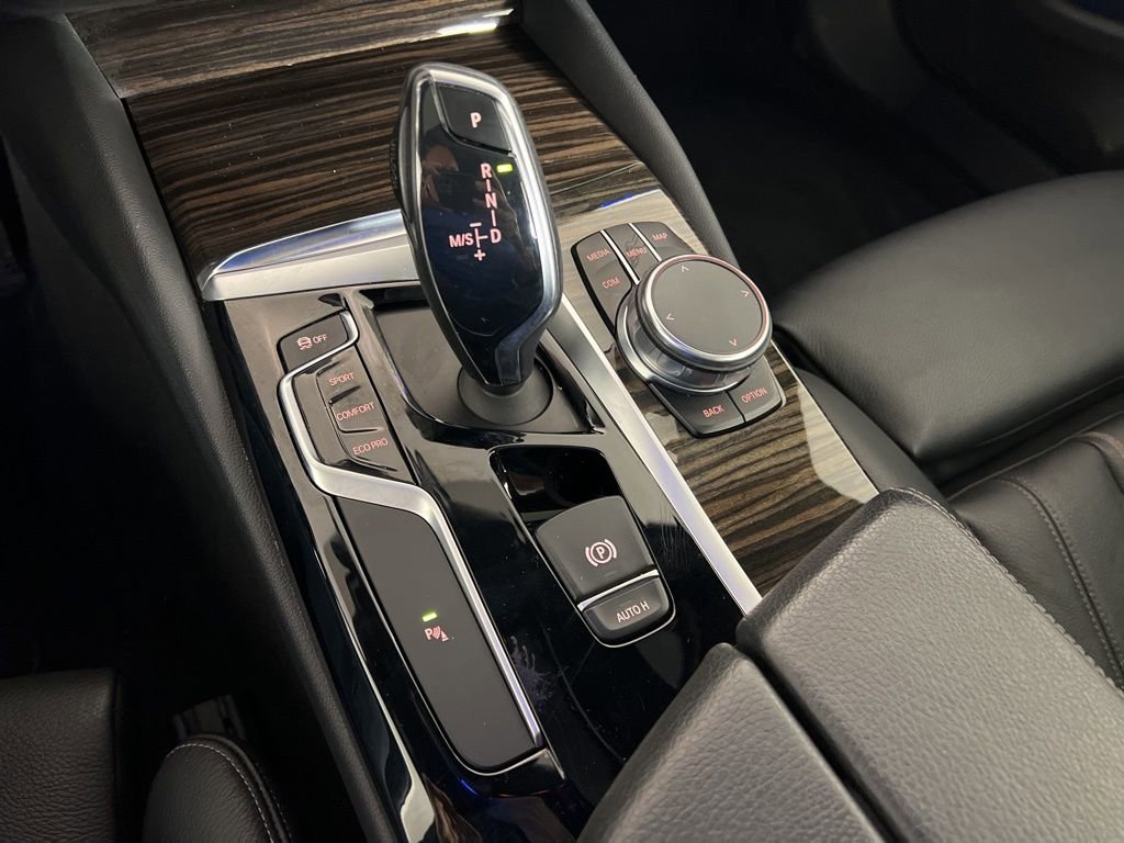 Used 2018 BMW 540i xDrive AWD/4WD image 23