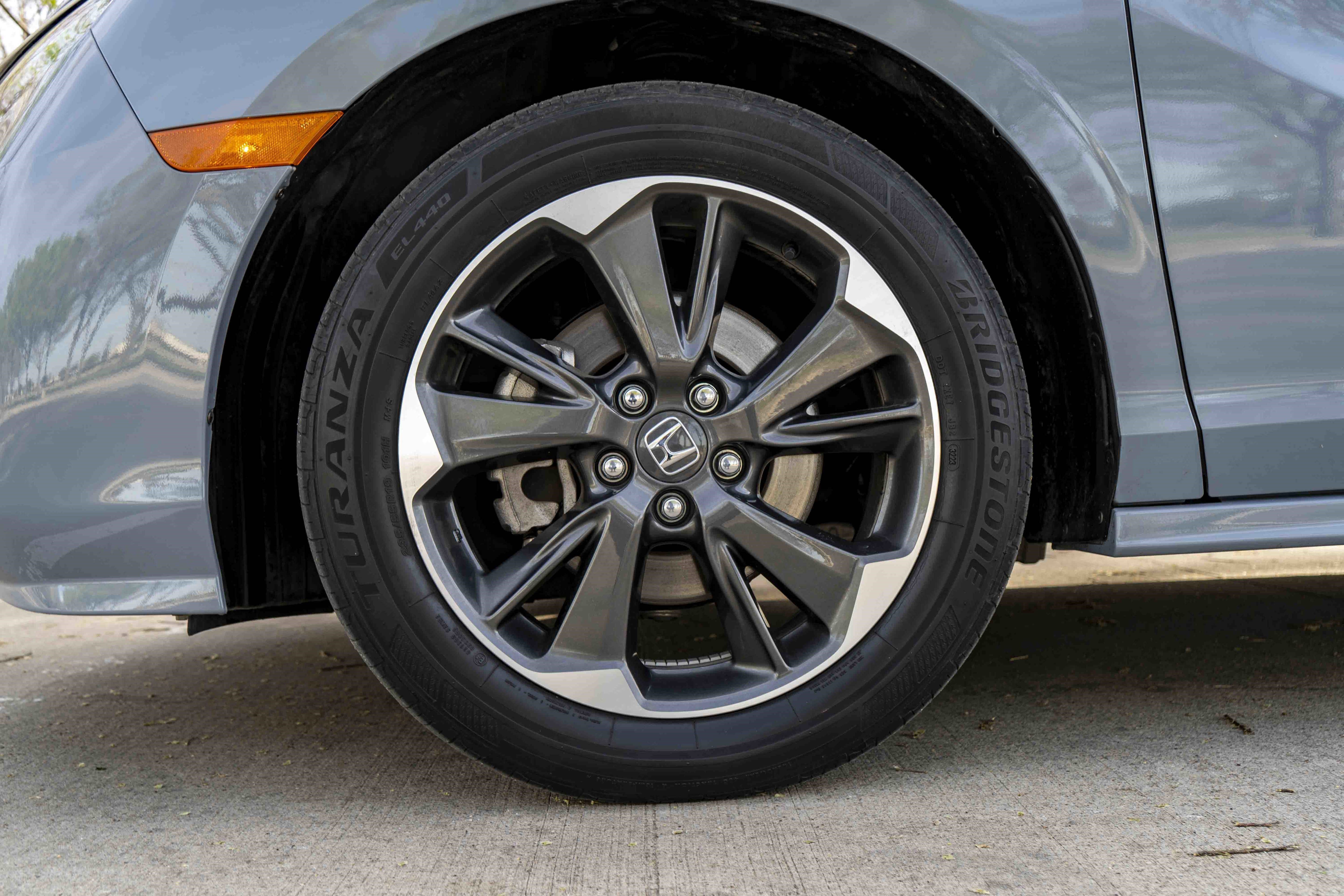 Used 2024 Honda Odyssey Elite image 14