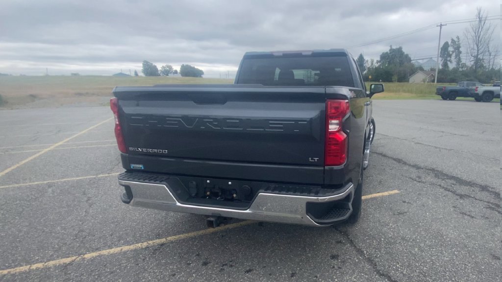 Certified 2022 Chevrolet Silverado 1500 Limited LT AWD/4WD image 8