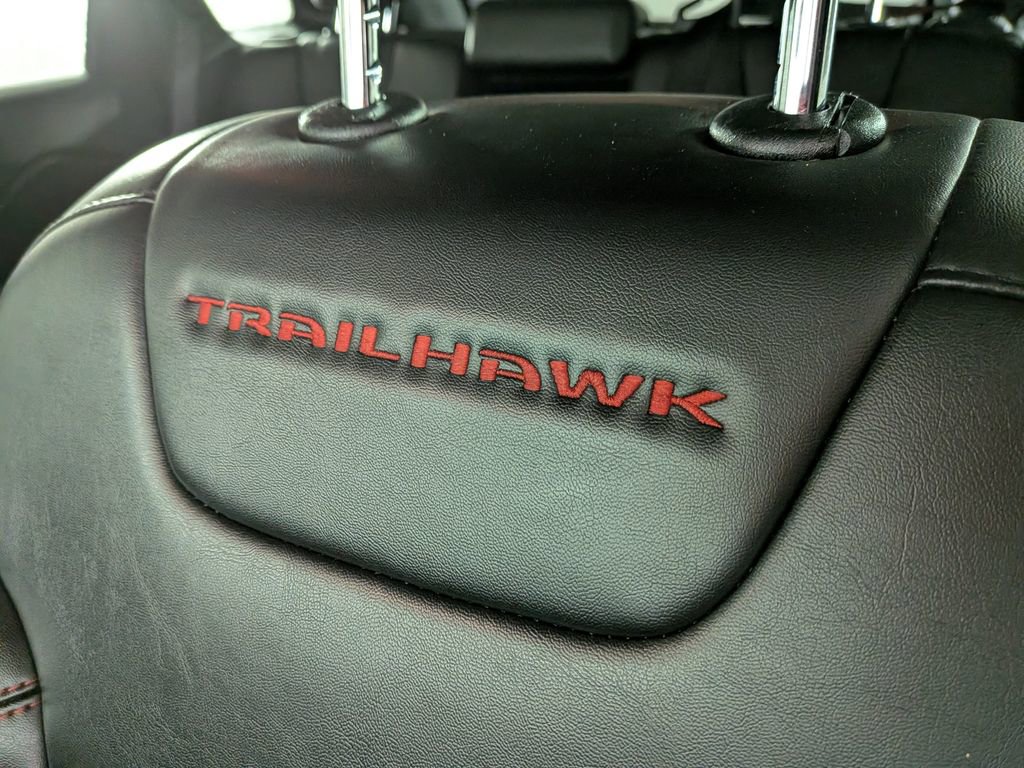 Used 2020 Jeep Cherokee Trailhawk w/ Cold Weather Group image 17