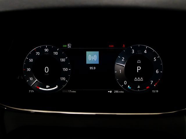 Certified 2024 Land Rover Range Rover Evoque S image 17