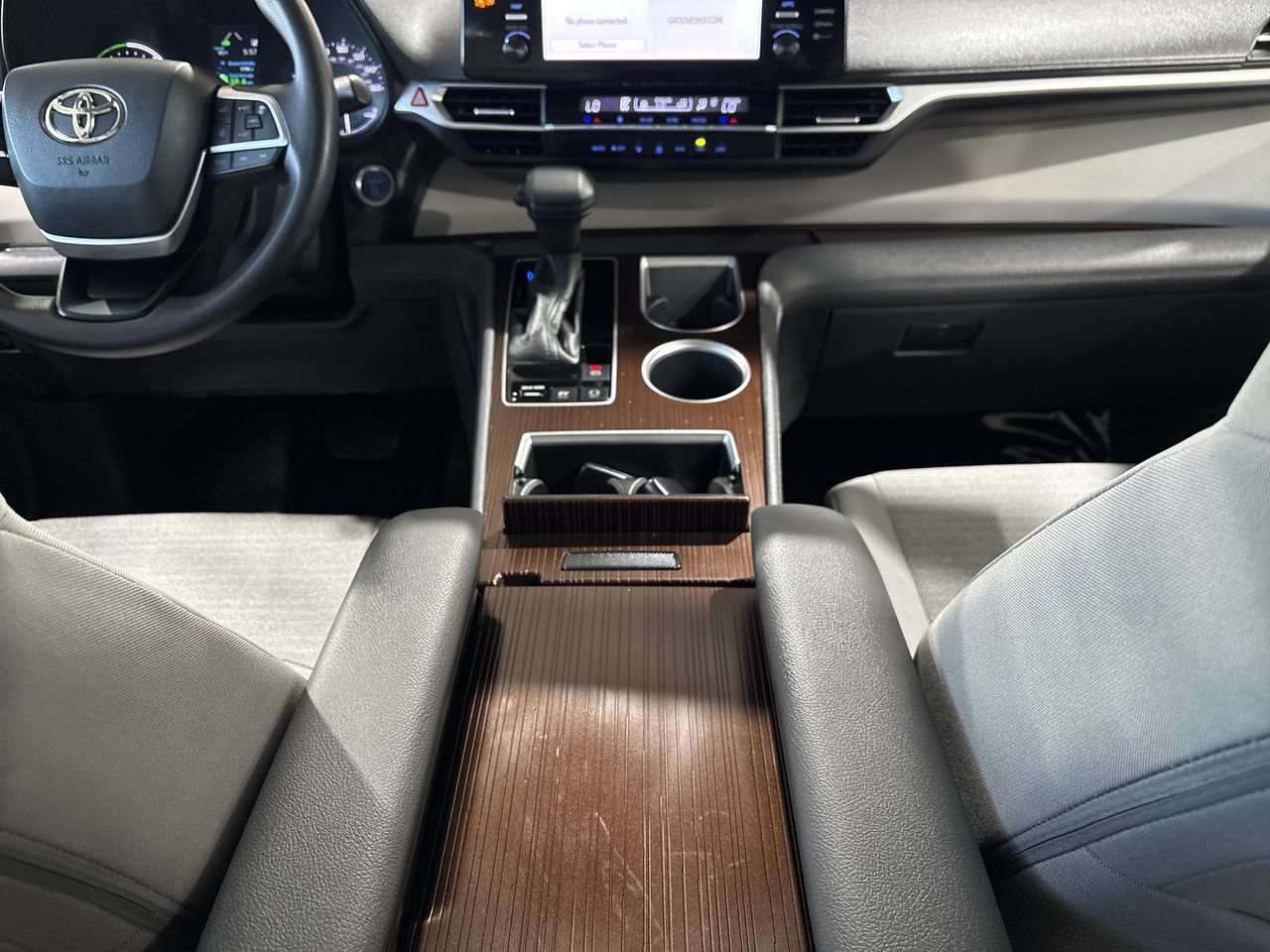 Certified 2021 Toyota Sienna LE FWD image 21