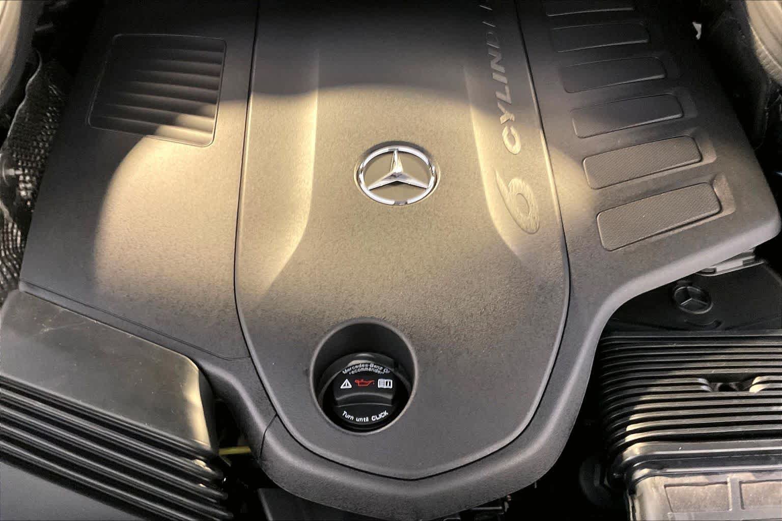 New 2027 Mercedes-Benz GLS 450 4MATIC image 15