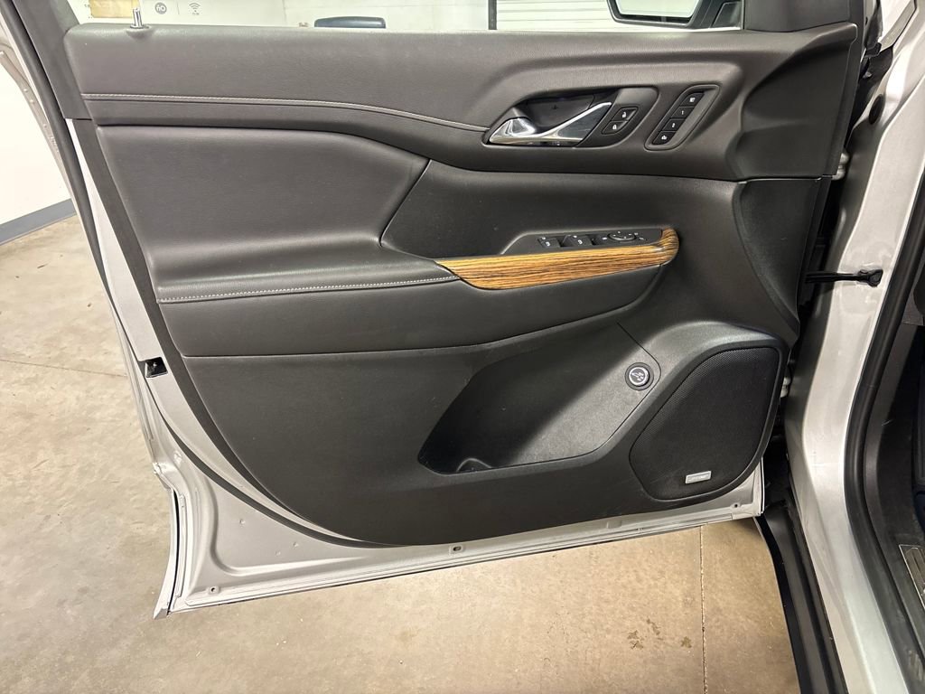 Used 2019 GMC Acadia Denali w/ Technology Package image 23