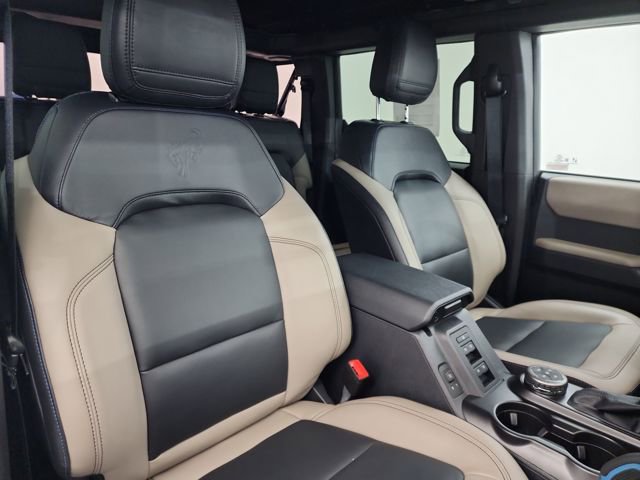 Used 2023 Ford Bronco Wildtrak image 34