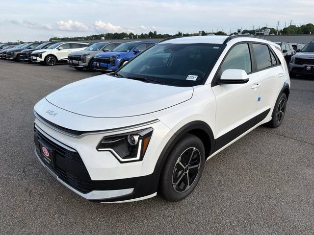 New 2026 Kia Niro LX FWD image 3