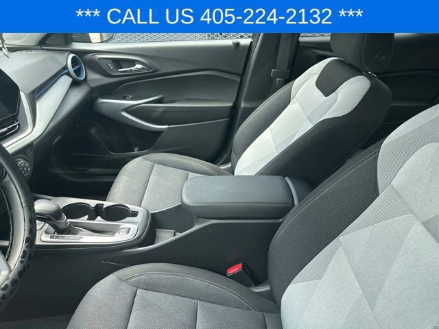 Used 2025 Chevrolet Trax LS w/ Driver Confidence Package FWD image 10
