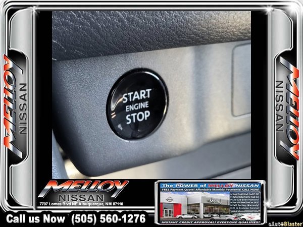 Used 2025 Nissan Rogue SV image 25