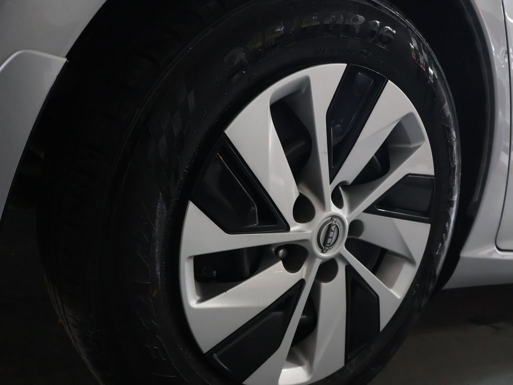 Used 2023 Nissan Altima 2.5 S FWD image 26