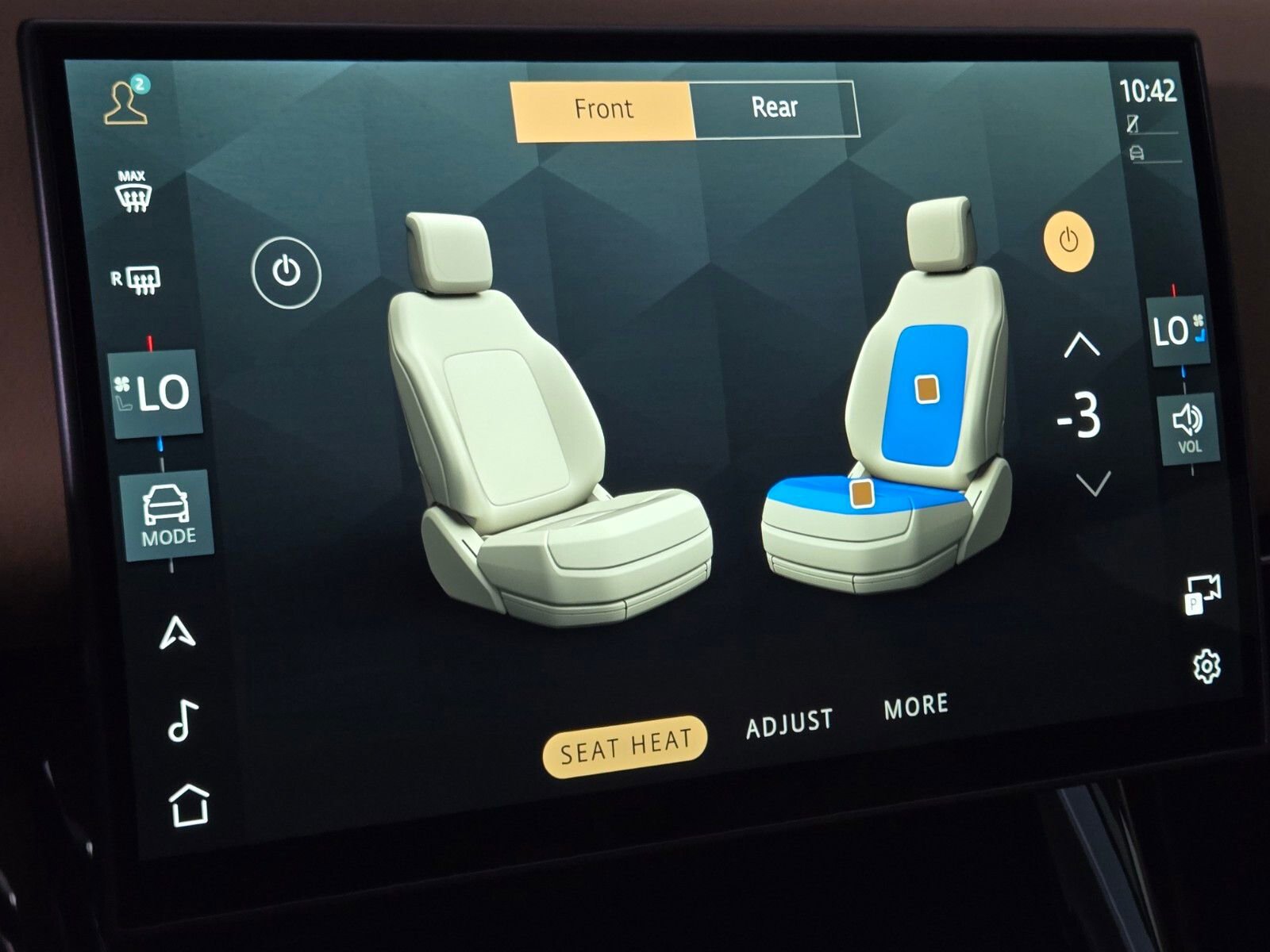 Used 2025 Land Rover Range Rover Sport SE image 30